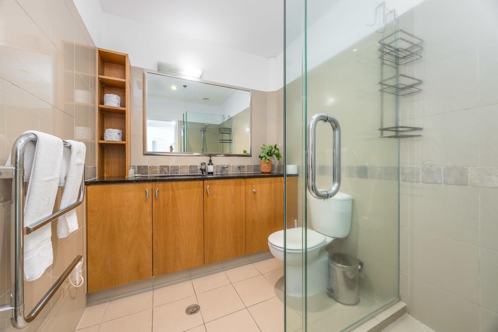 Beautiful Renovated 2 X Bdrm,Perfect Location Leilighet Auckland Eksteriør bilde